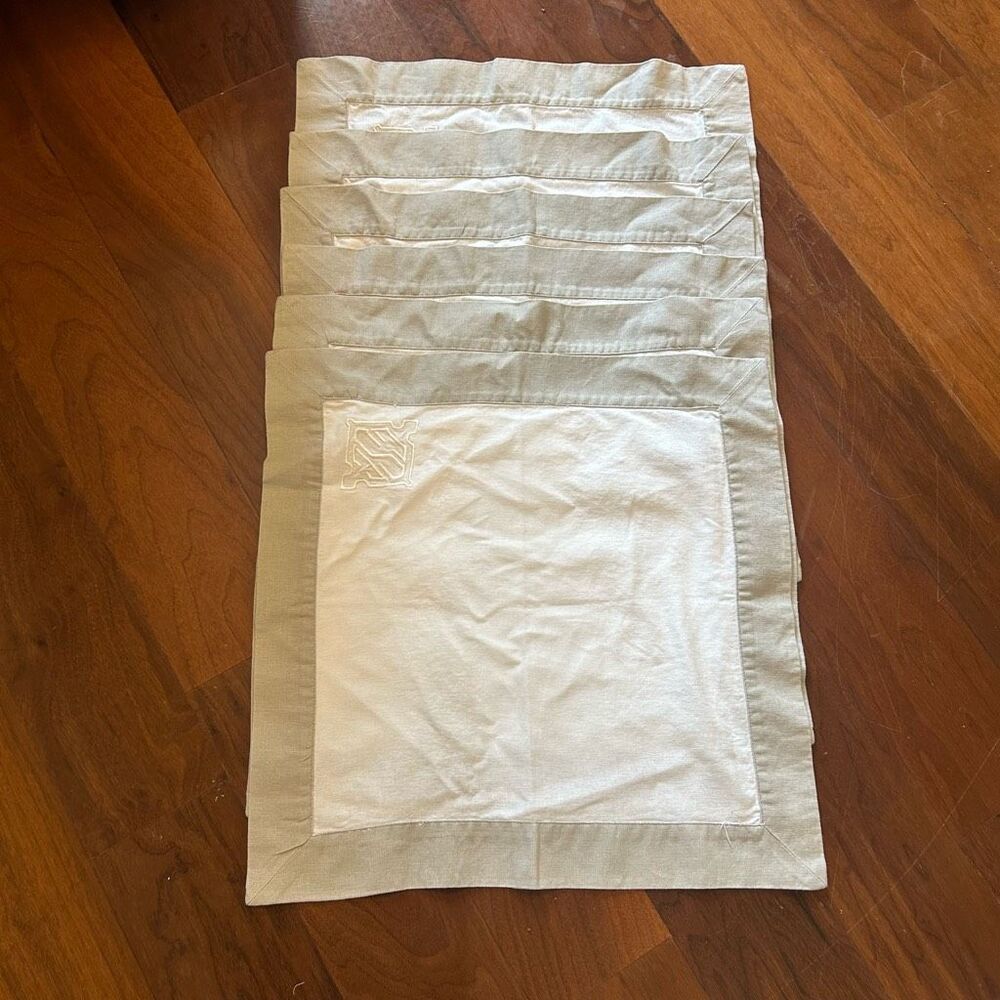 Pottery Barn linen blend square‎ placemats 20"x20" set of 6